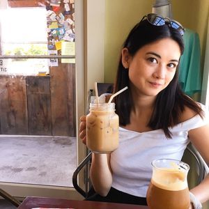 Meet your Posher, Kara